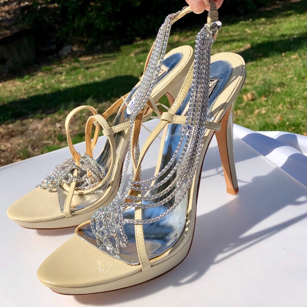 Badgley Mischka Patent Leather Silver Chain Strappy Heels Y2K Vintage Coquette